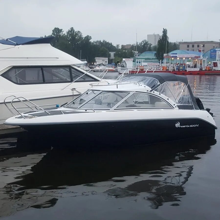 Phoenix 600. Phoenix 600. Катер phoenix 600ht, спэв. Phoenix 600. Феникс 600 нт катер.
