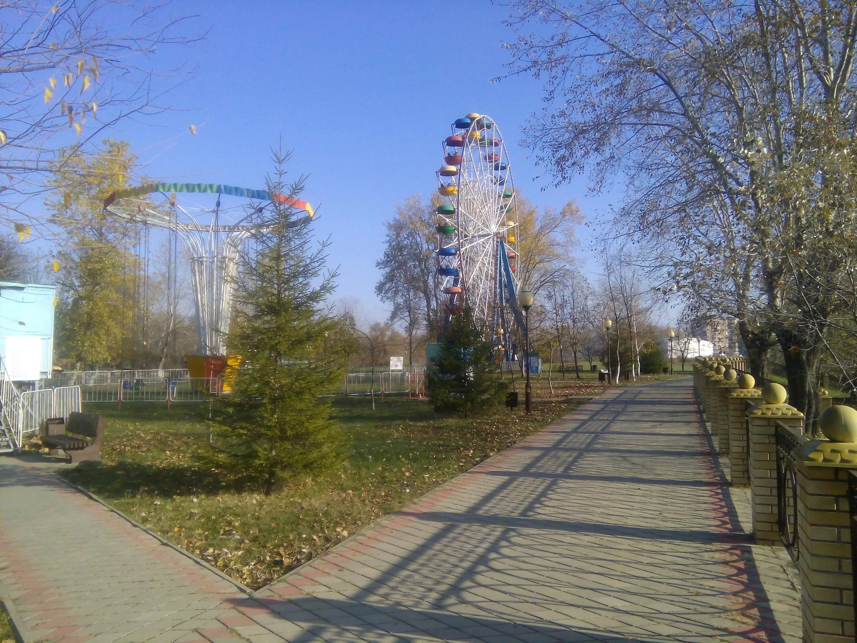 Колесо обозрения горячий ключ