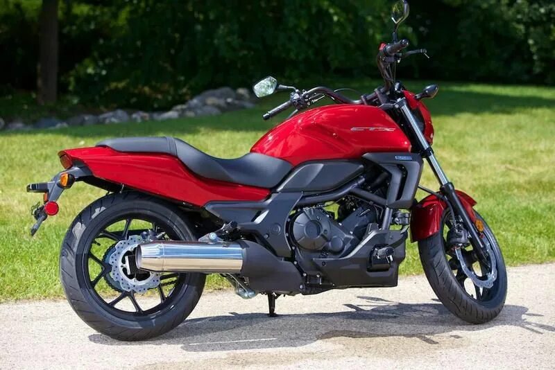 Мотоцикл хонда 700. Honda ctx700n. Honda ctx700 n Red. Honda ctx700 Рестайлинг. Ctx700 + ABS,.