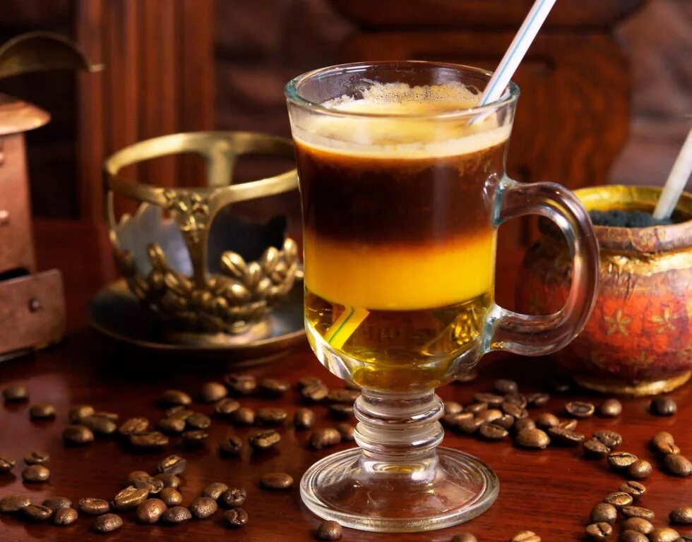 Эспрессо бамбл. Напиток бамбл кофейный. Бамбл кофе с апельсиновым соком. Кофе тюр. Апельсиновый кофе рецепт