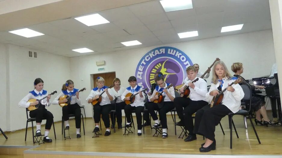 фольклорный ансамбль. художественная школа старый оскол олимпийский. дши 2 старый. музыкальная школа 2 старый оскол. дши 2 старый оскол.