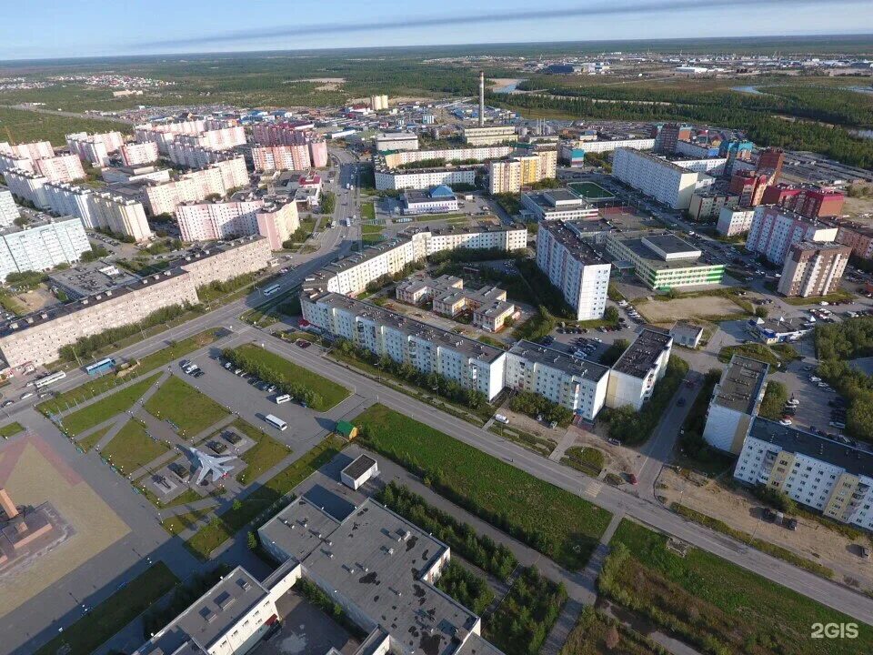 Новый уренгой улицы. Город уренгой. город новый уренгой. новый уренгой новый. новый уренгой вид сверху.
