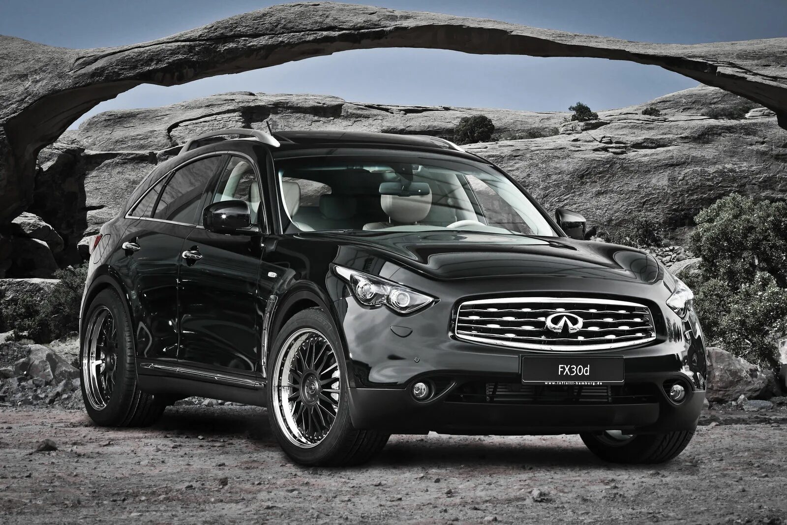 Infinity fx. Infiniti fx30. Infinity машина fx30. Кроссовер Инфинити fx30. Infiniti FX fx30d.