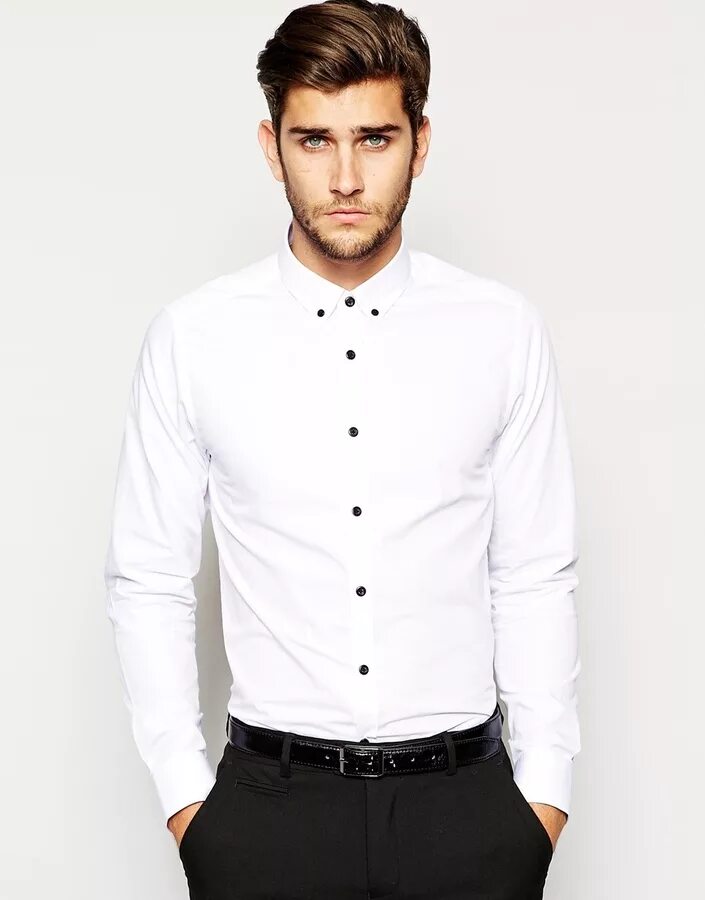 Мужская белая рубашка. Белая рубашка с черными пуговицами мужская. Белая рубашка с черными пуговицами.
