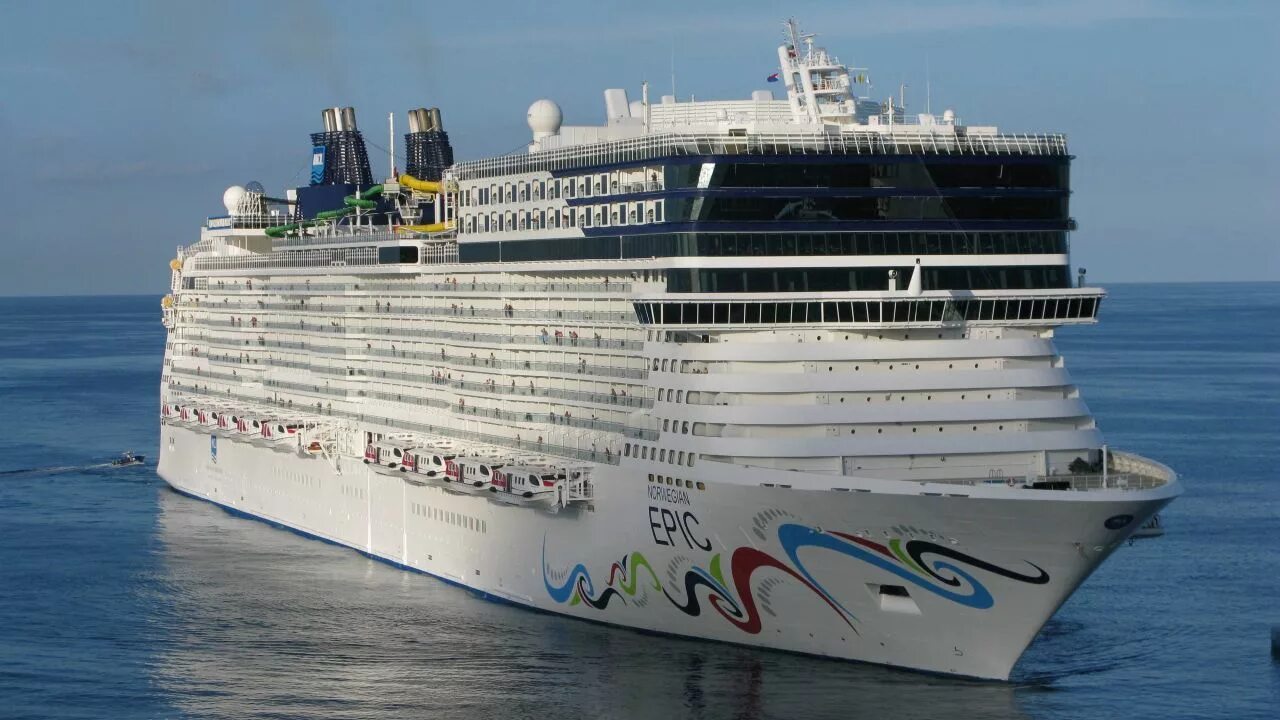 Лайнер белиссимо. Costa cruises лайнер. Биология кутвицького круиз по интером. Круиз из сочи в турцию астория. Круизный корабль "msc opera".