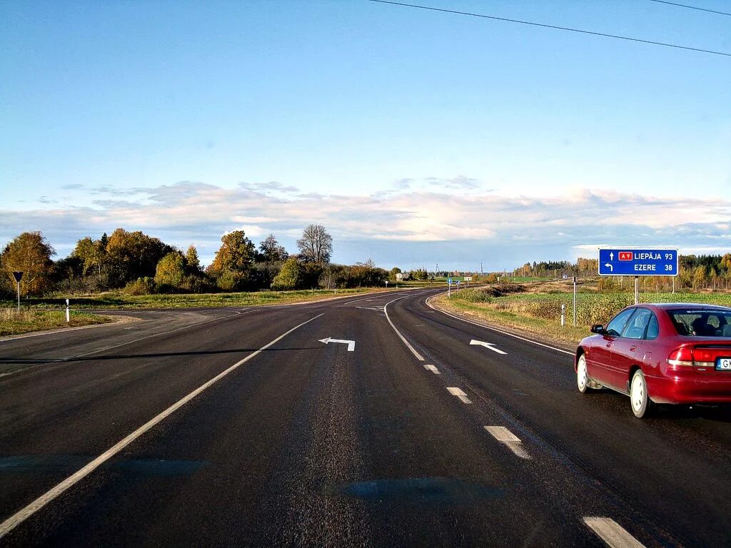 Дороги латвии. Дорога в латвии. автомобильные дороги латвии. латвийская трасса. рига дорога.