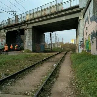 Жил на мосту