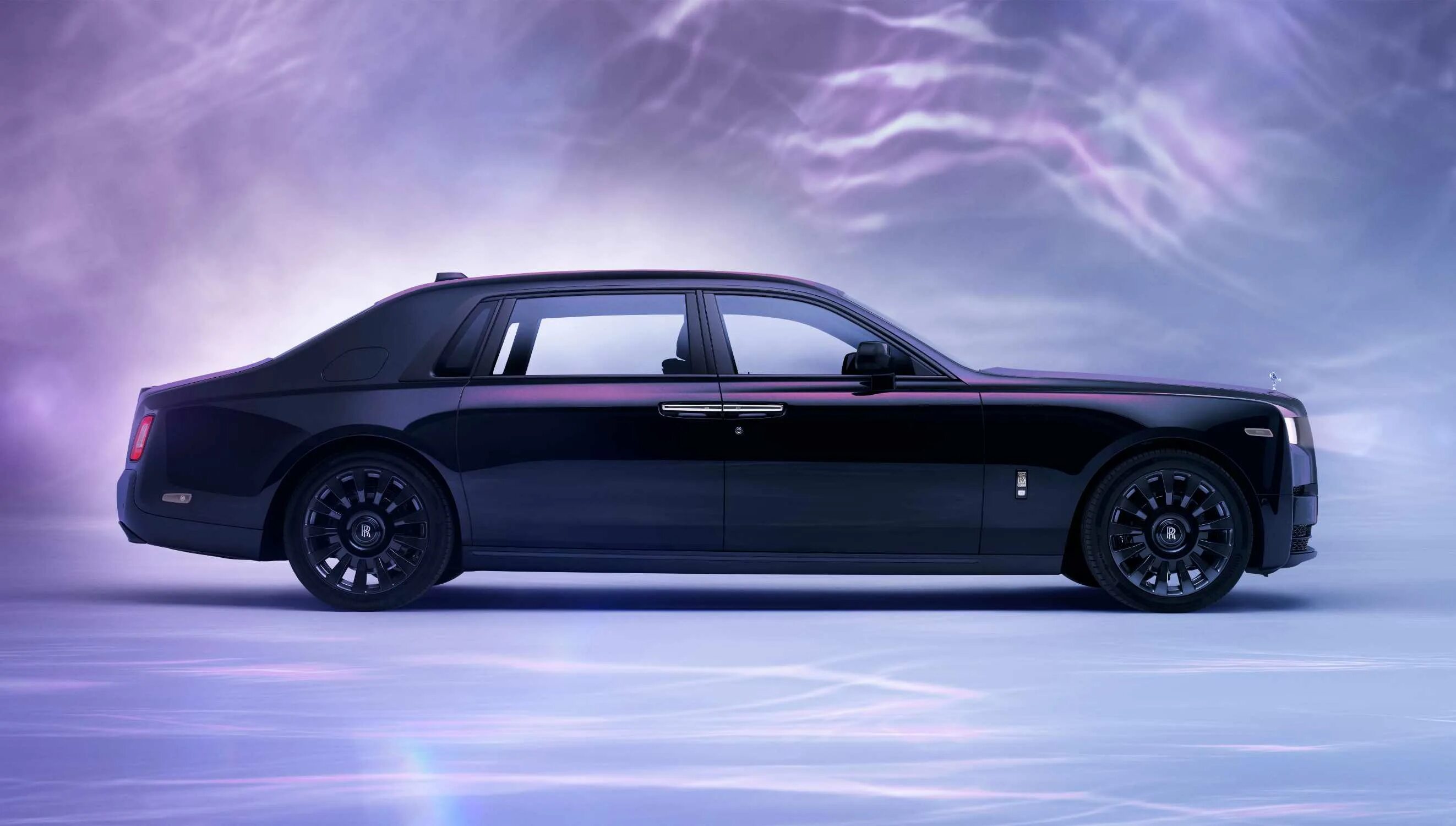 Фирма ройс. Фирма ройс. Rolls-royce spectre 2022. Rolls royce phantom 2016 black. Rolls royce phantom 2008.