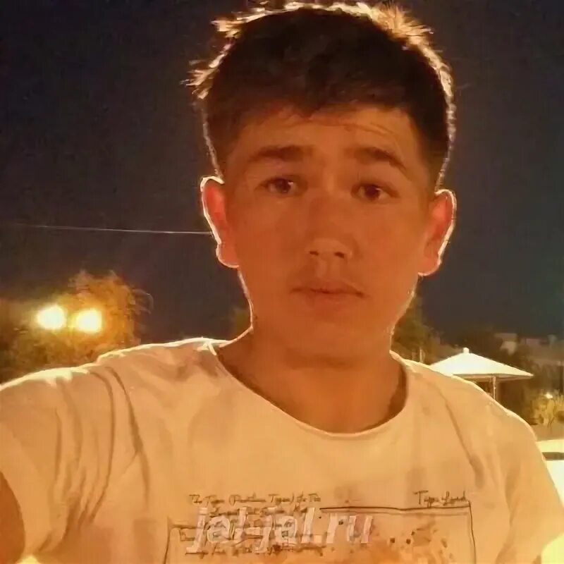 жал жал ру таанышуу москва. таанышам бишкек. жалап. жал жал таанышуу. казак бала сигып жатр.