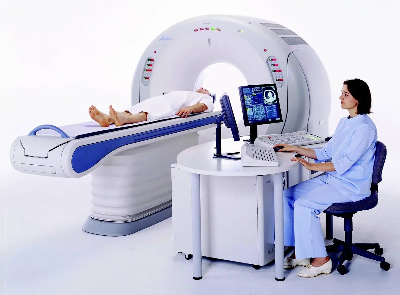 Рентгеновская компьютерная томография (РКТ). СКТ томограф. РКТ аппарат. Кт аппарат Aquilion 32. Как часто можно делать компьютерную