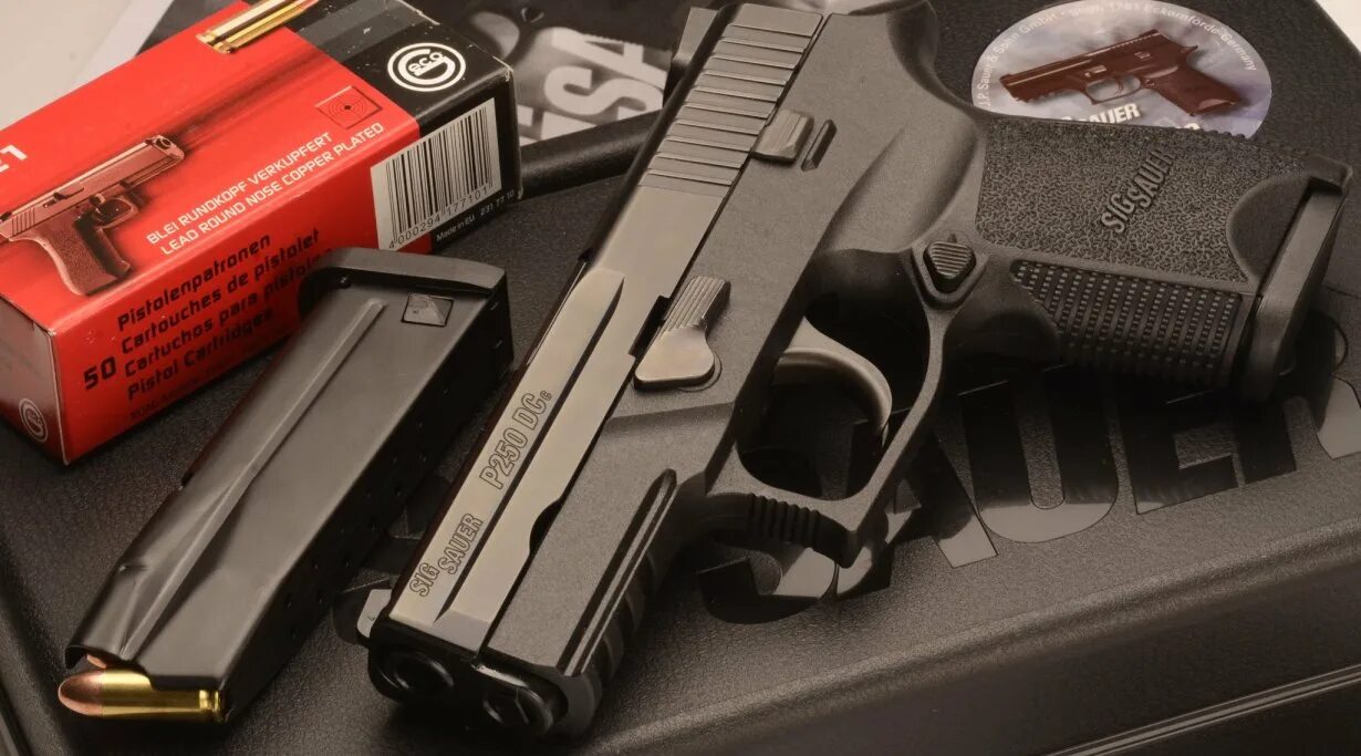 Sig sauer p250. Пистолет sig Sauer p250. Sig Sauer p250 subcompact. Sig Sauer p250 фото. Sig Sauer p-250 aime.