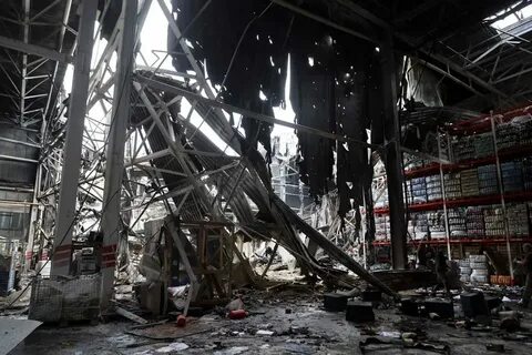 Разбомбили склад в твери