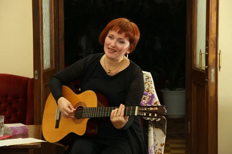 Певицы удмуртии. Уткина певица удмуртии.