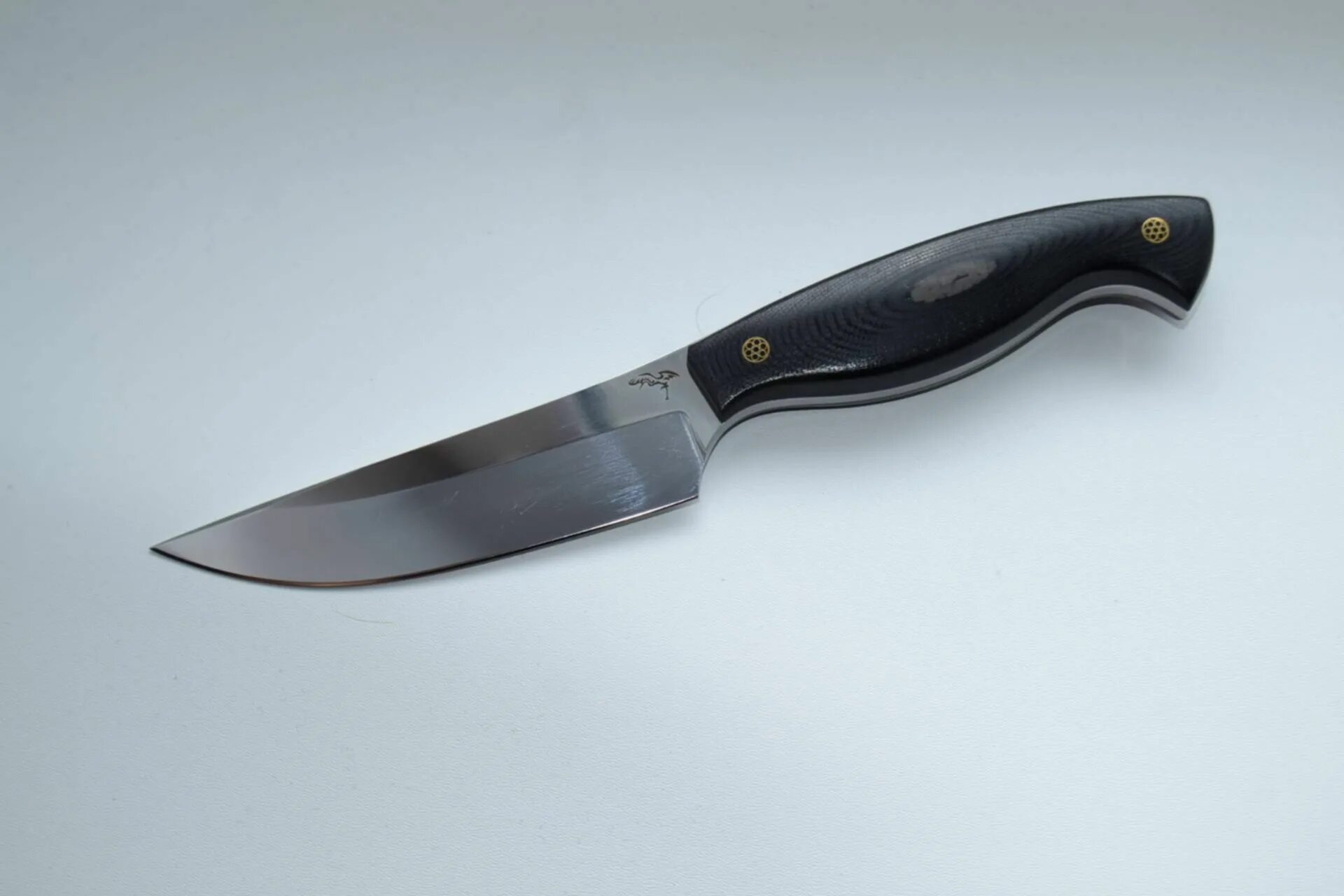 Мастерская ножи купить. Ножи собственного производства. Мастерские ножи. Нож Цаплина кованная сталь х12мф. Ножи Династия.