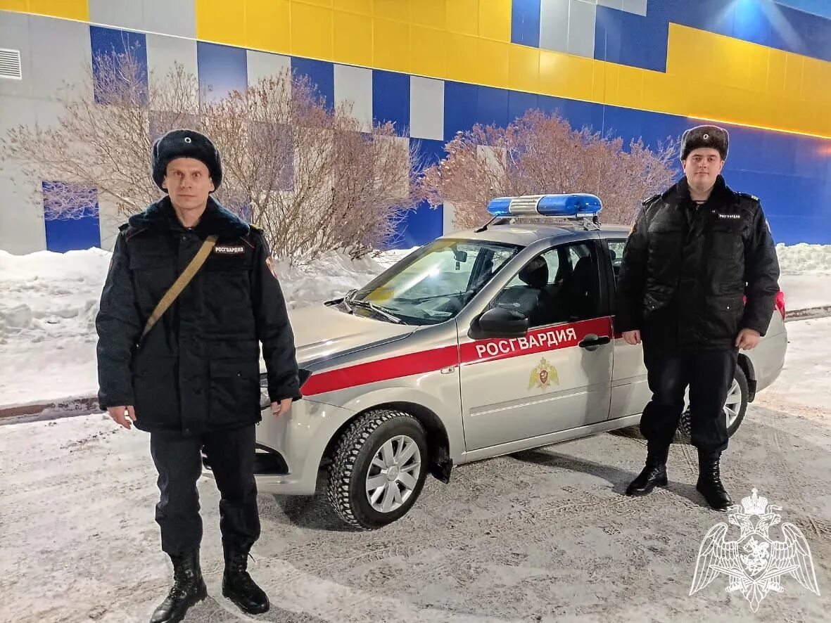 Зимняя вишня охранник отключил сигнализацию. Вневедомственная охрана гурьевск кемеровская область. Охрана вакансии кемерово свежие. Охрана березовского. Охранник за 50 лет.