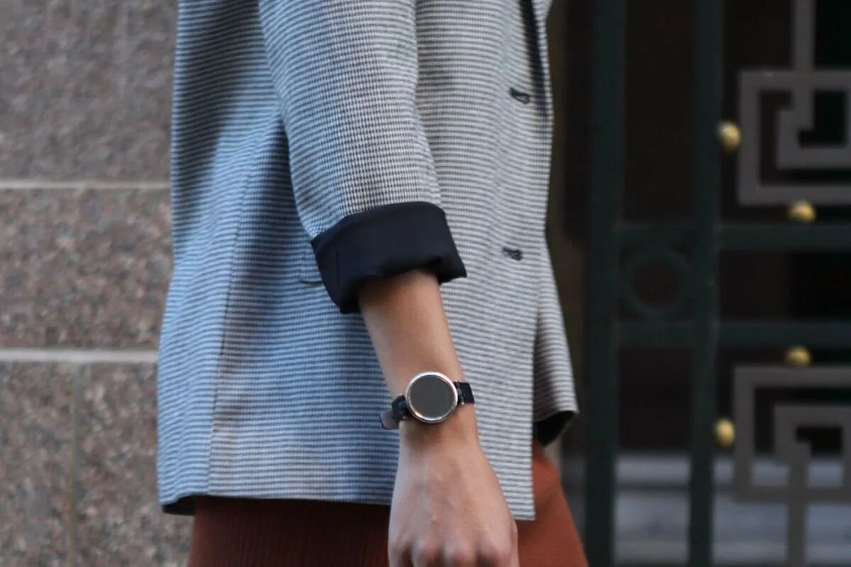 Lily watch. Garmin lily sport. garmin lily 2. garmin lily classic.