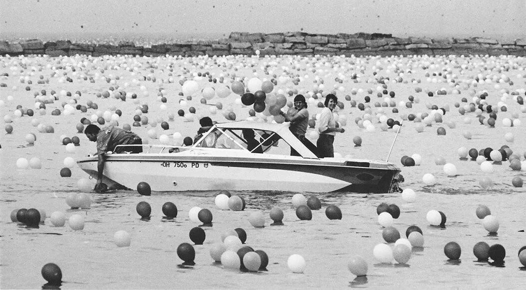 История с шарами. Balloonfest 1986. Фестиваль воздушных шаров в Кливленде в 1986. Трагедия фестиваля воздушных шаров Balloonfest США Г Кливленд 1986 г. 1986 Шарики Кливленд шарики.