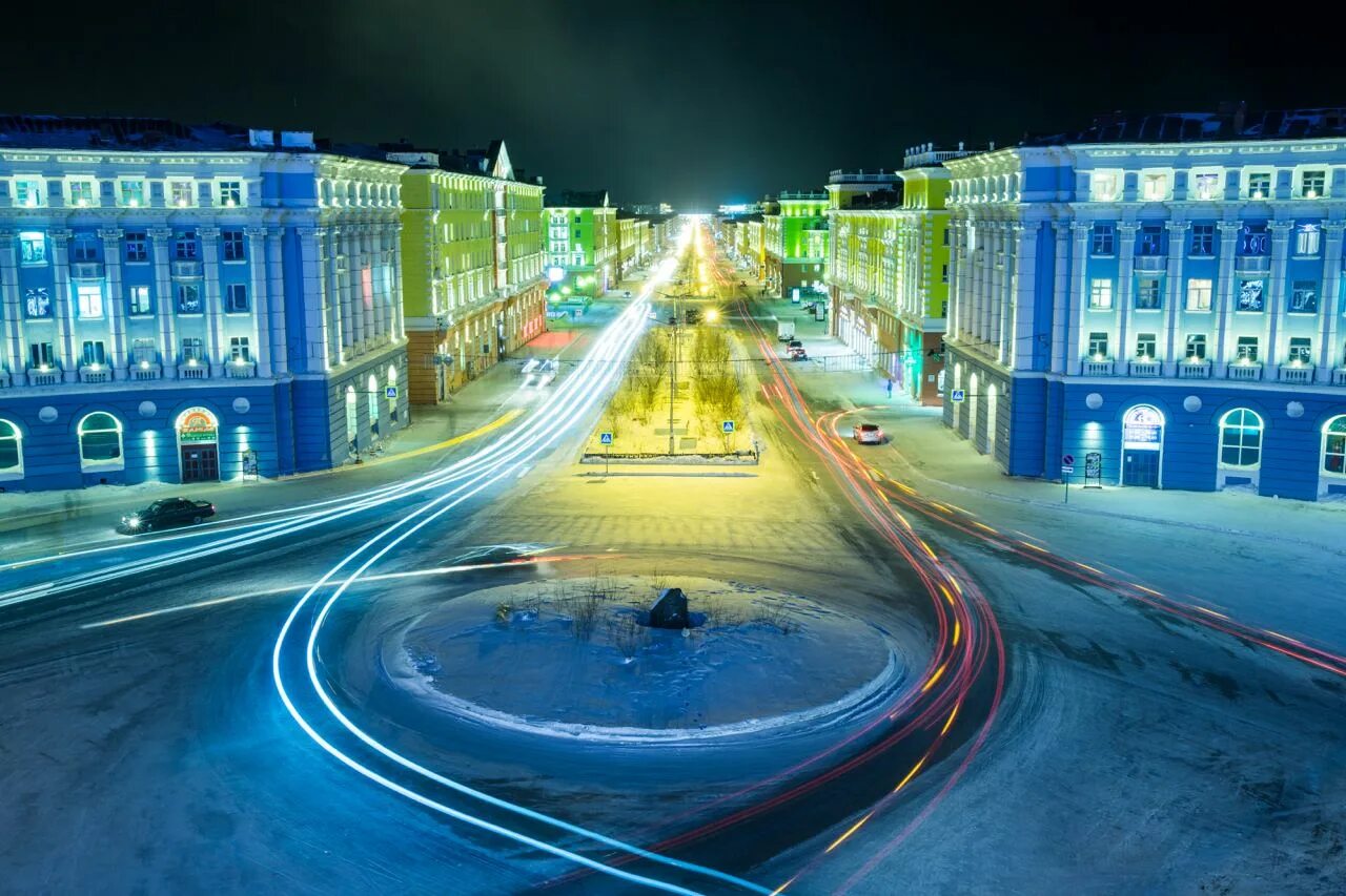 норильск в цифрах. норильск в цифрах. самый северный город россии норильск. норильск северное сияние. норильск цифры на домах.