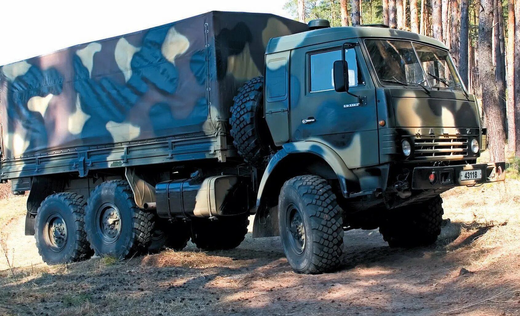 Камаз 43118 6 6. КАМАЗ 43118 военный. КАМАЗ 4310. КАМАЗ 43118 армейский. КАМАЗ 6*6 43118.