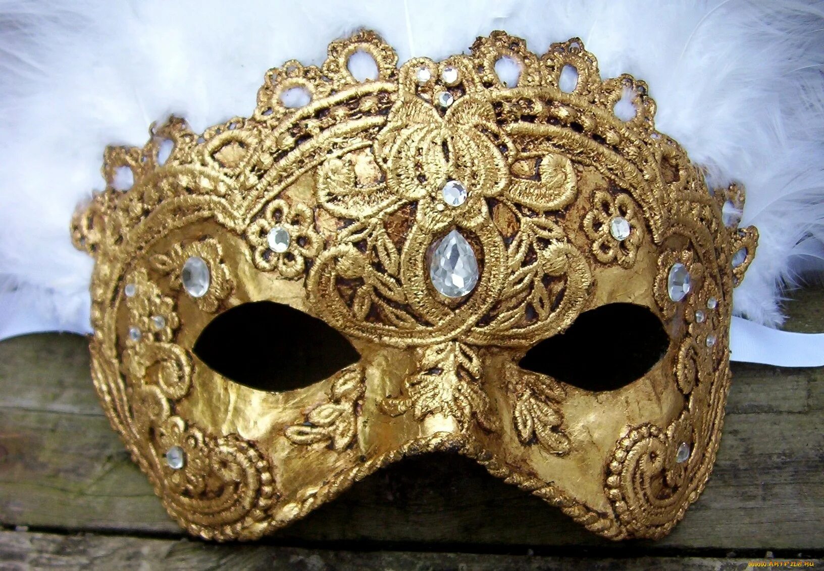 Венецианская маска Маттачино. Маска Марди гра. Маскарадная маска. Красивые карнавальные маски.