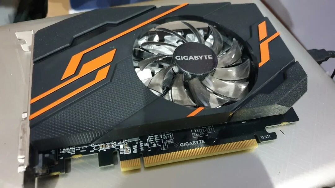 Geforce gt 1030 oc 2gb. GV-n1030oc-2gi. Gt 1030 Gigabyte 2gb. Видеокарта Gigabyte GEFORCE gt 1030 OC. Gigabyte gt 1030 2gb gddr5.