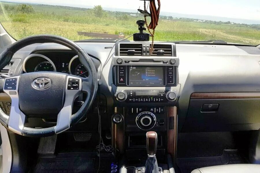 Toyota land cruiser prado 2. 7 at, бензин 163л. прадо 150 бензин бу. 7 бензин. 2010 toyota land cruiser prado keys.