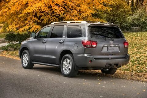 Toyota sequoia поколения
