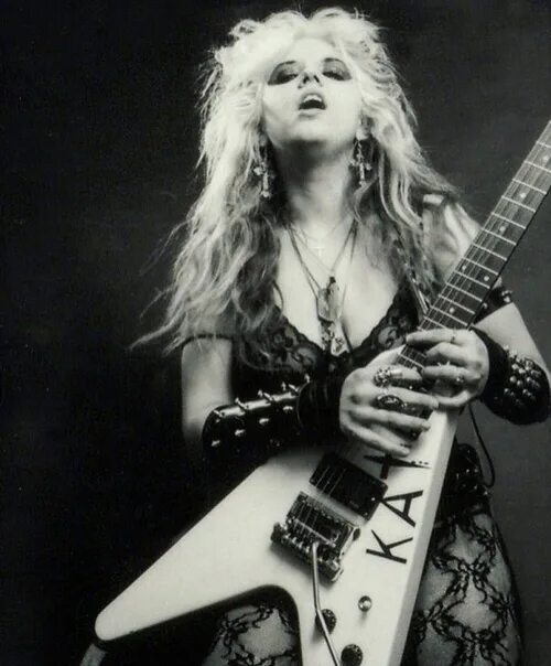 The great kat. Гитаристка кэт. Great kat фото. The great kat группа. The great kat сейчас.