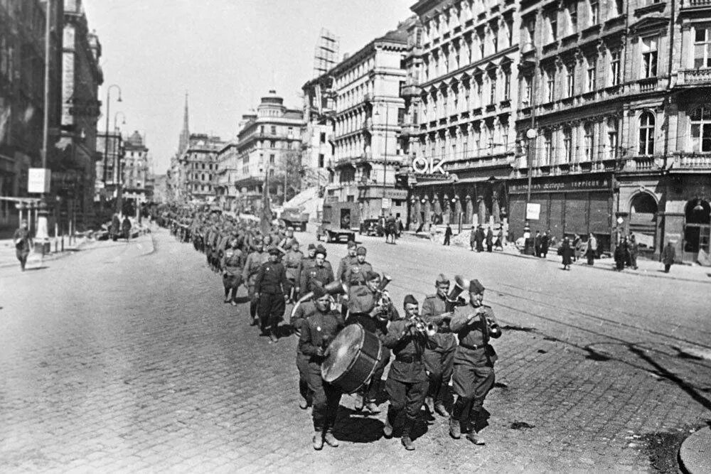 Освобождение Австрии 1945. Освобождение столицы Австрии вены советскими войсками 1945 г. Австрия Вена 1945. Венская наступательная операция