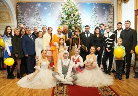 С новым 2023 семья