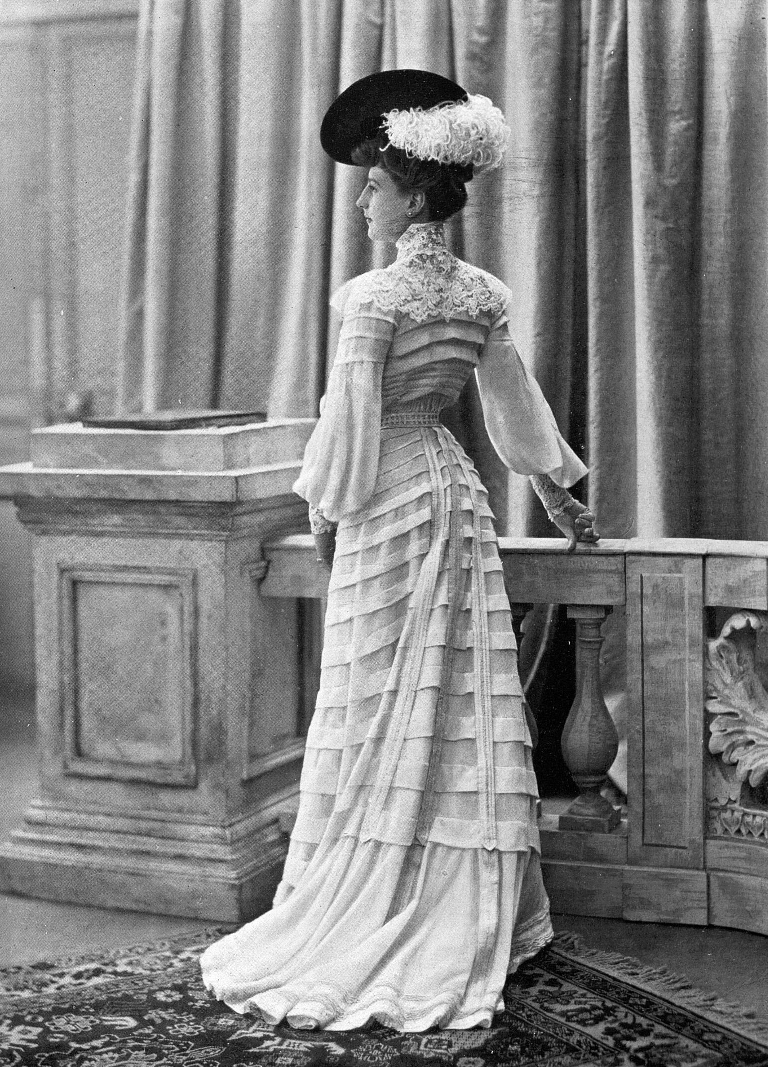 Мода Эдвардианская эпоха 1910. Эдвардианская мода 1910-1914 портрет. Платья 1900-1900 Edwardian. Эдвардианская эпоха мода женская.