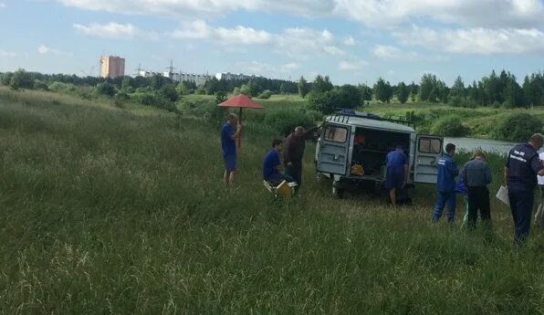 Светлая жизнь орел. Утонула девочка в Орле на озере светлая жизнь. Пляж силикатный пруд Орел. Орел оз светлая жизнь.