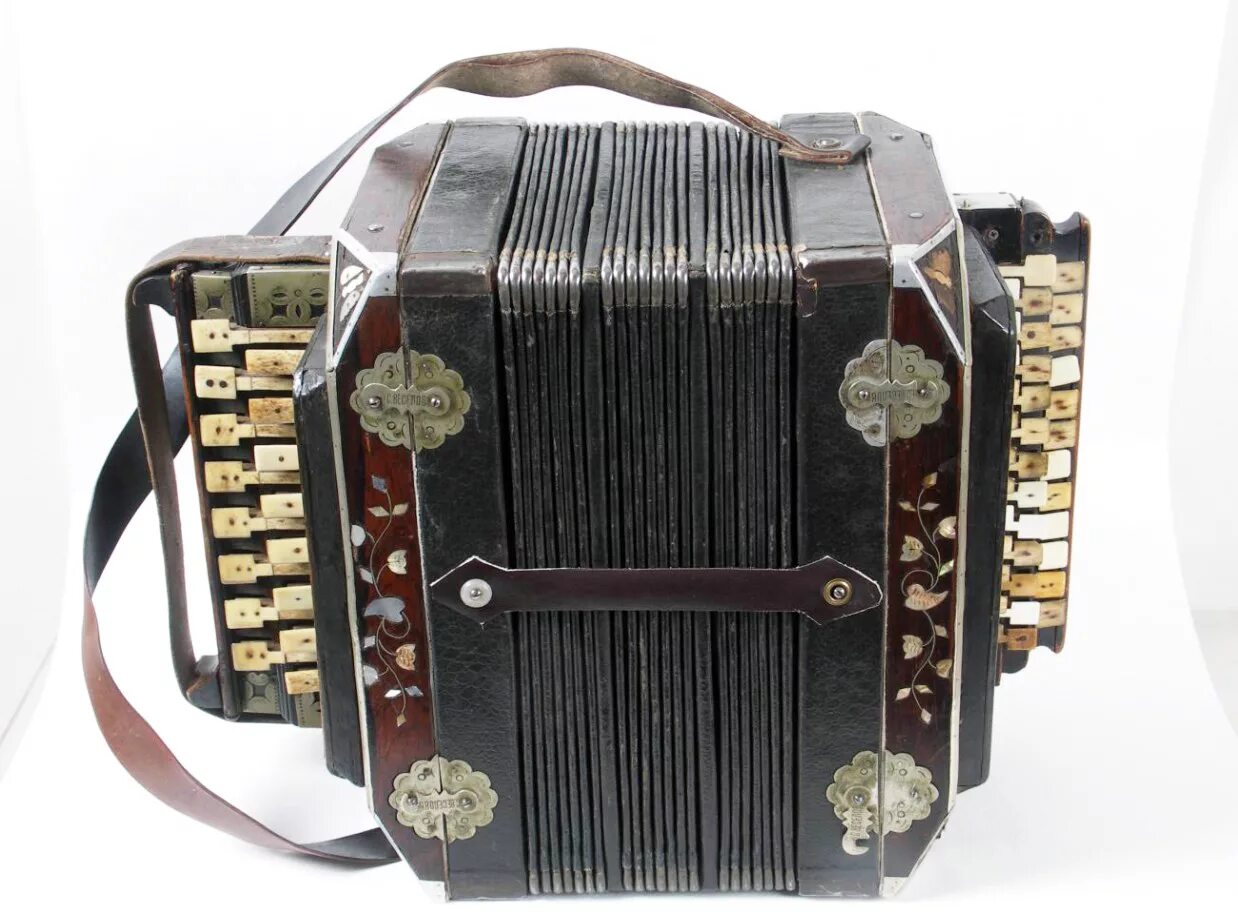 тальяночка. тальяночка играй играй сама. тальяночка - тальяночка. солдат гармонист. тальяночка инструмент.