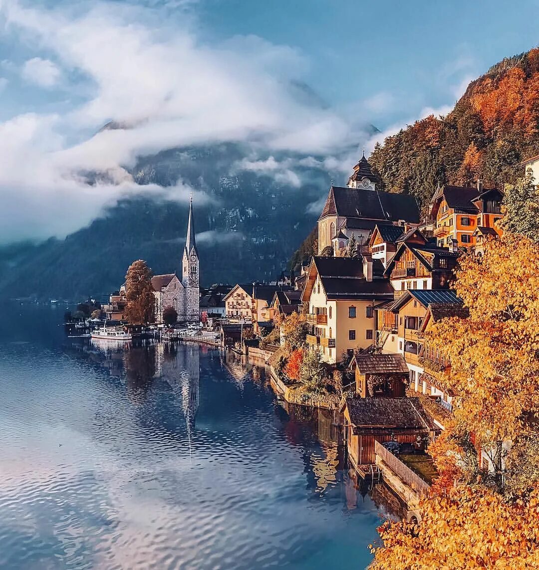 Хальштадт Австрия. Австрия озеро Гальштат. Гальштат Австрия осень. Гальштат Австрия осенью.