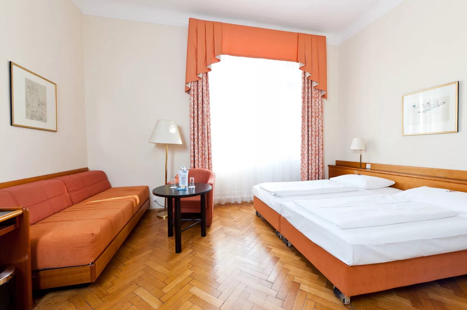 мини гостиница номера. номера малых гостиниц. малая бухта 3 анапа. гостиничный номер эконом. маленький отель.