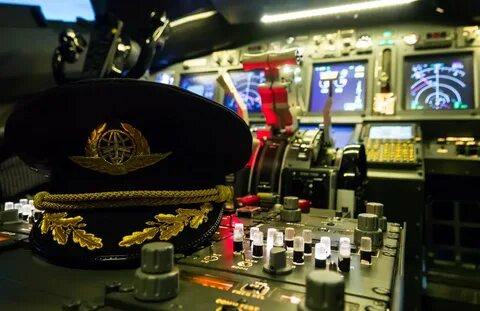 Надводного подводного и воздушного корабля