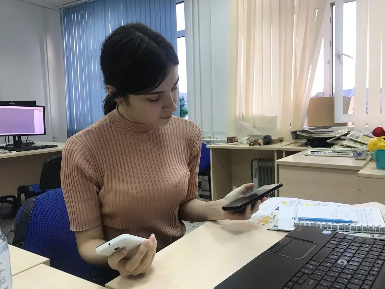 Новости позвони. Спам звонки. Гаи тула фото. Звонок на горячую линию. Психологическая помощь по телефону.