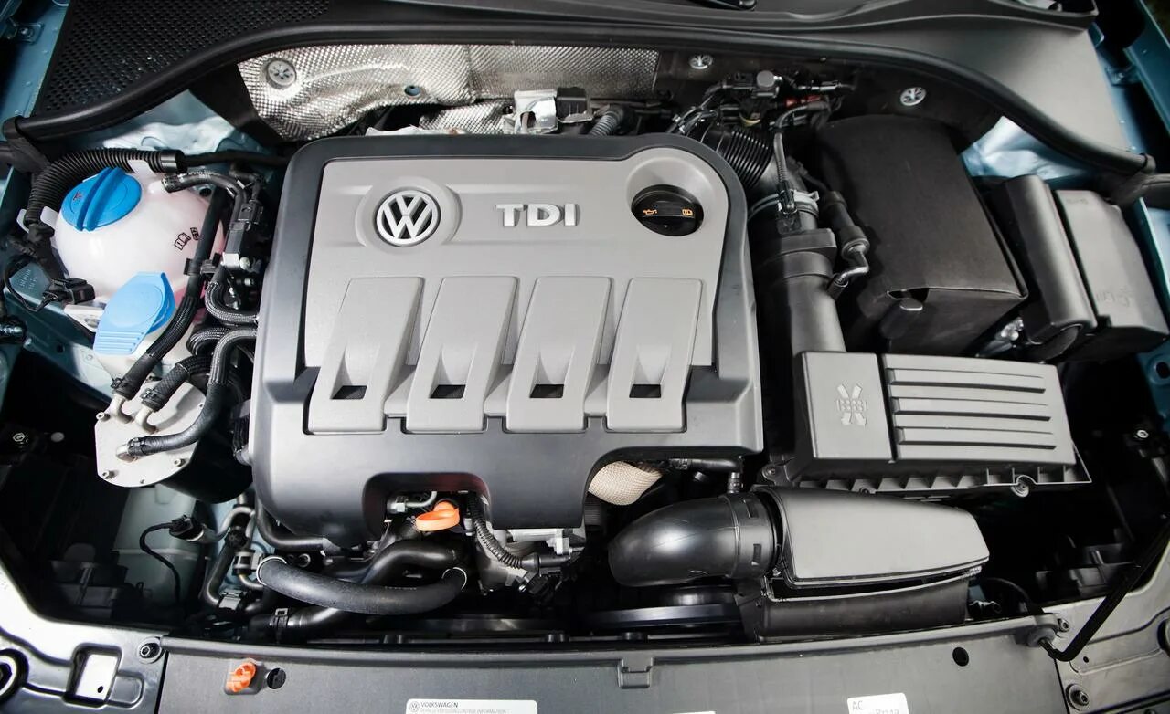 Ремонт двигателя volkswagen. Двигатель Фольксваген Пассат б6. 2.0 TDI 140 Л.С дизель. Двигатель Фольксваген б6 2.0 дизель. Volkswagen Passat b6 2.0 TDI моторы.