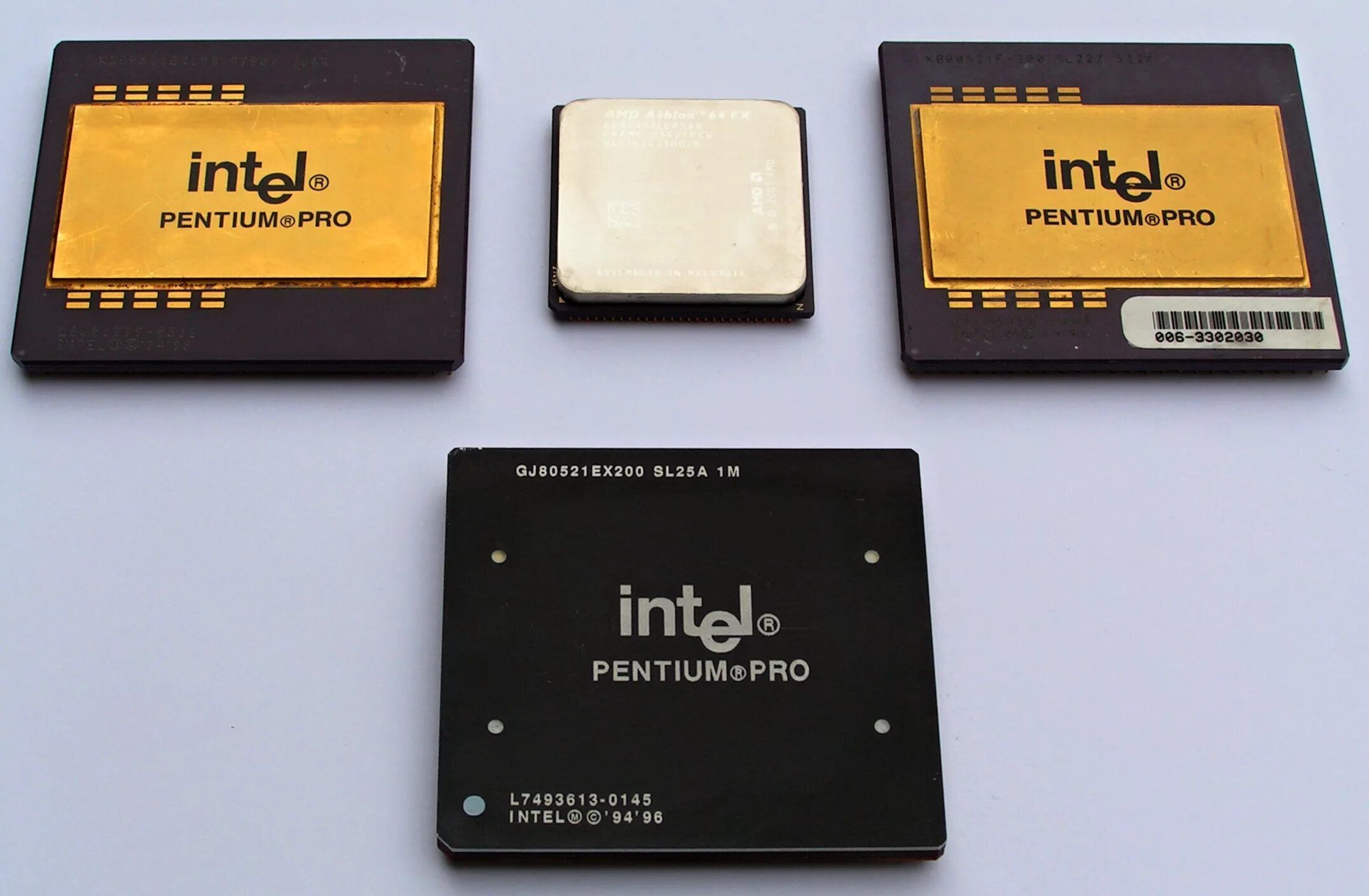 Intel Pentium Pro (1995). Intel Pentium Pro Processor. Pentium Pro 200. 1995 Г. фирма Intel выпустила микропроцессор Pentium Pro.. Линейка сокетов