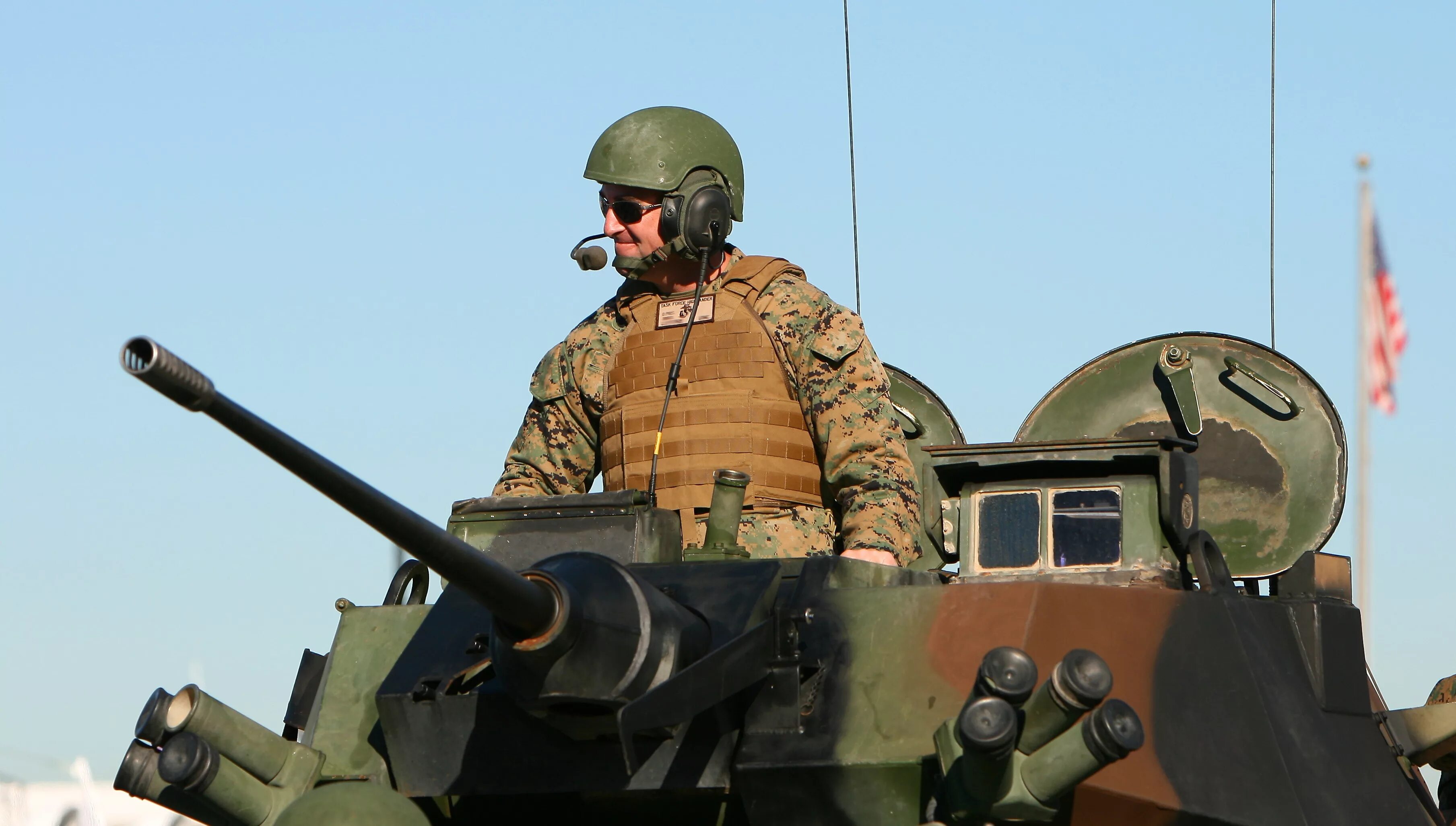 Ww2 tank commander на пк. Tank commander army survival. Танк «пантера» (pzkpfw v «panther»). Танк легион. Сербские т-55 на параде.
