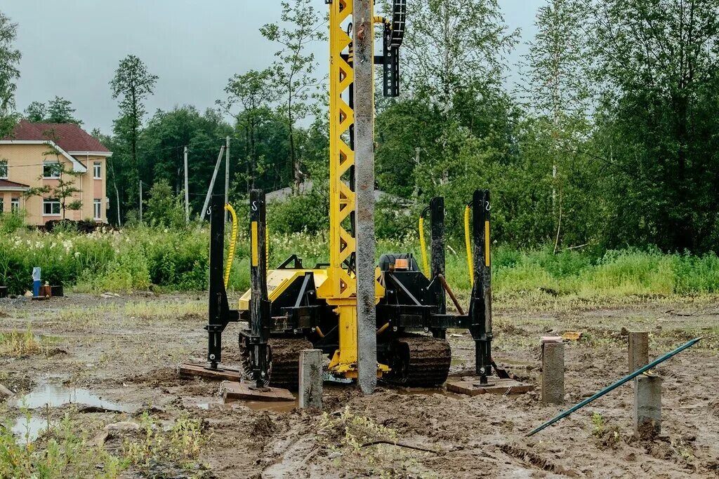 сваи в орловском. оголовок на бетонную сваю. наращивание свай. наращивание свай. наращивание свай.