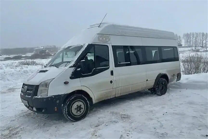 Транзит воронеж. Микроавтобус. Микроавтобус Форд. Форд Транзит микроавтобус. Категория Форд Транзит микроавтобус.