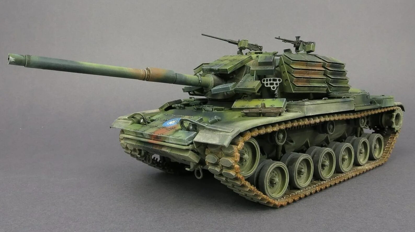 Takom tiger. Cm-11 (m-48h) brave tiger mbt. 2090 takom 1/35 r.o.c.army cm-11 (m-48h) brave tiger mbt. m48h cm-11. см 11 танк.