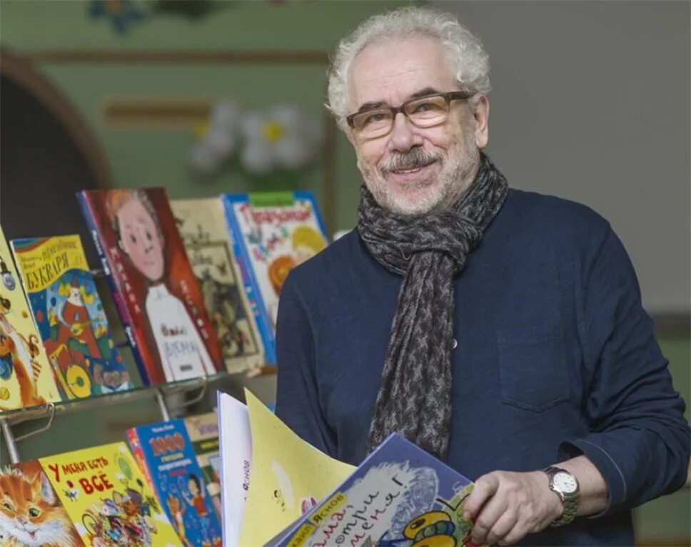 современный писатель творчество