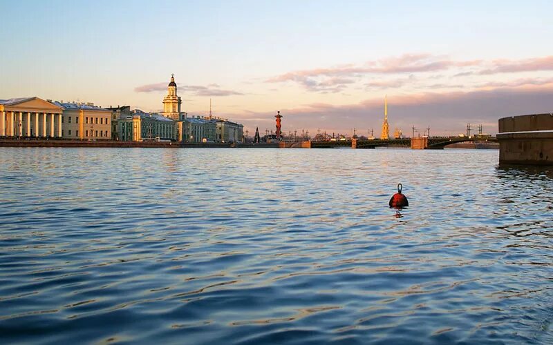 История реки невы. Петербург Нева. Река Нева. Нива река в Санкт-Петербурге. Нева Главная река Петербурга.