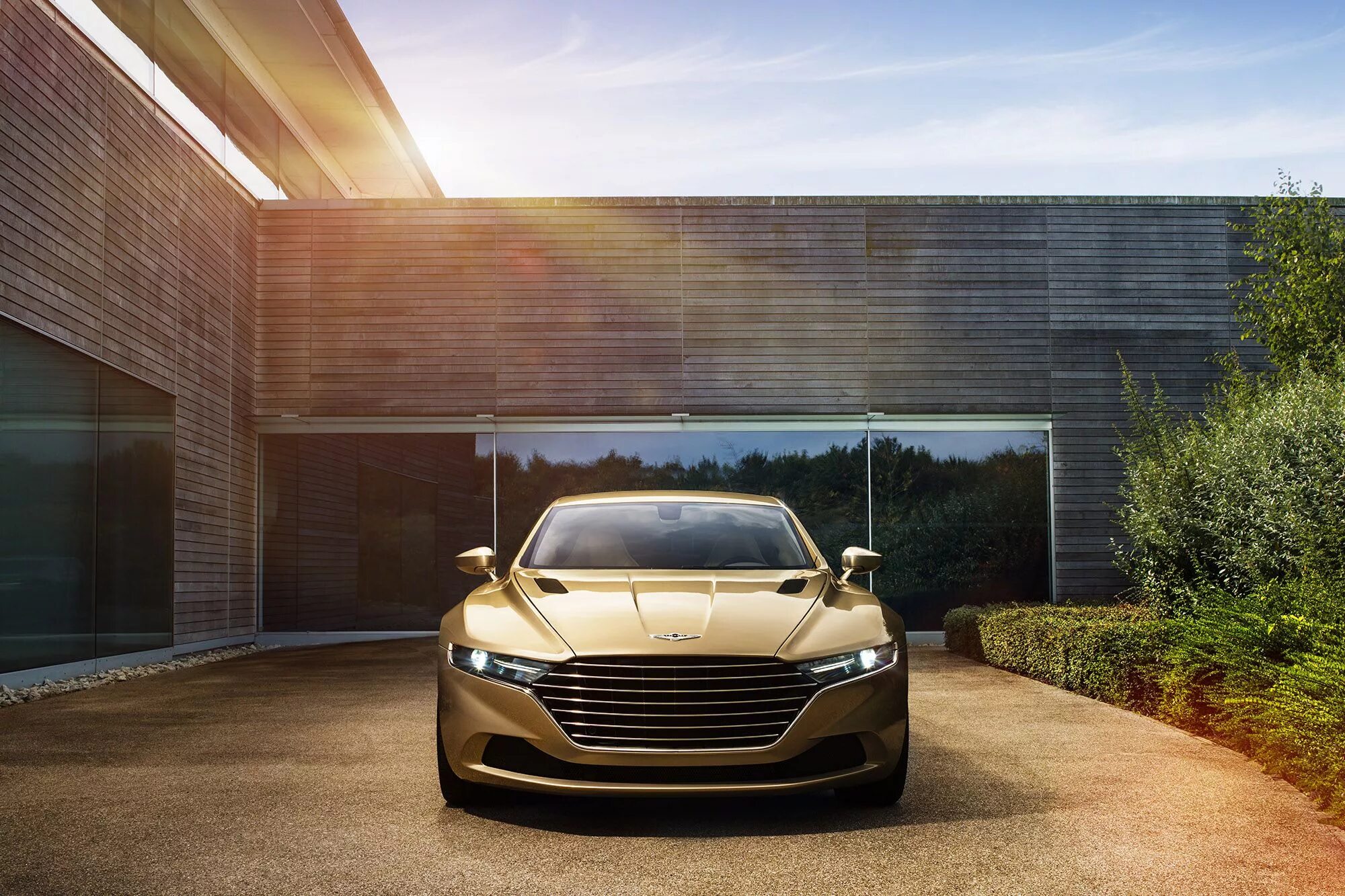 Home car new. Aston Martin Lagonda 2015. Aston Martin Lagonda 2020.