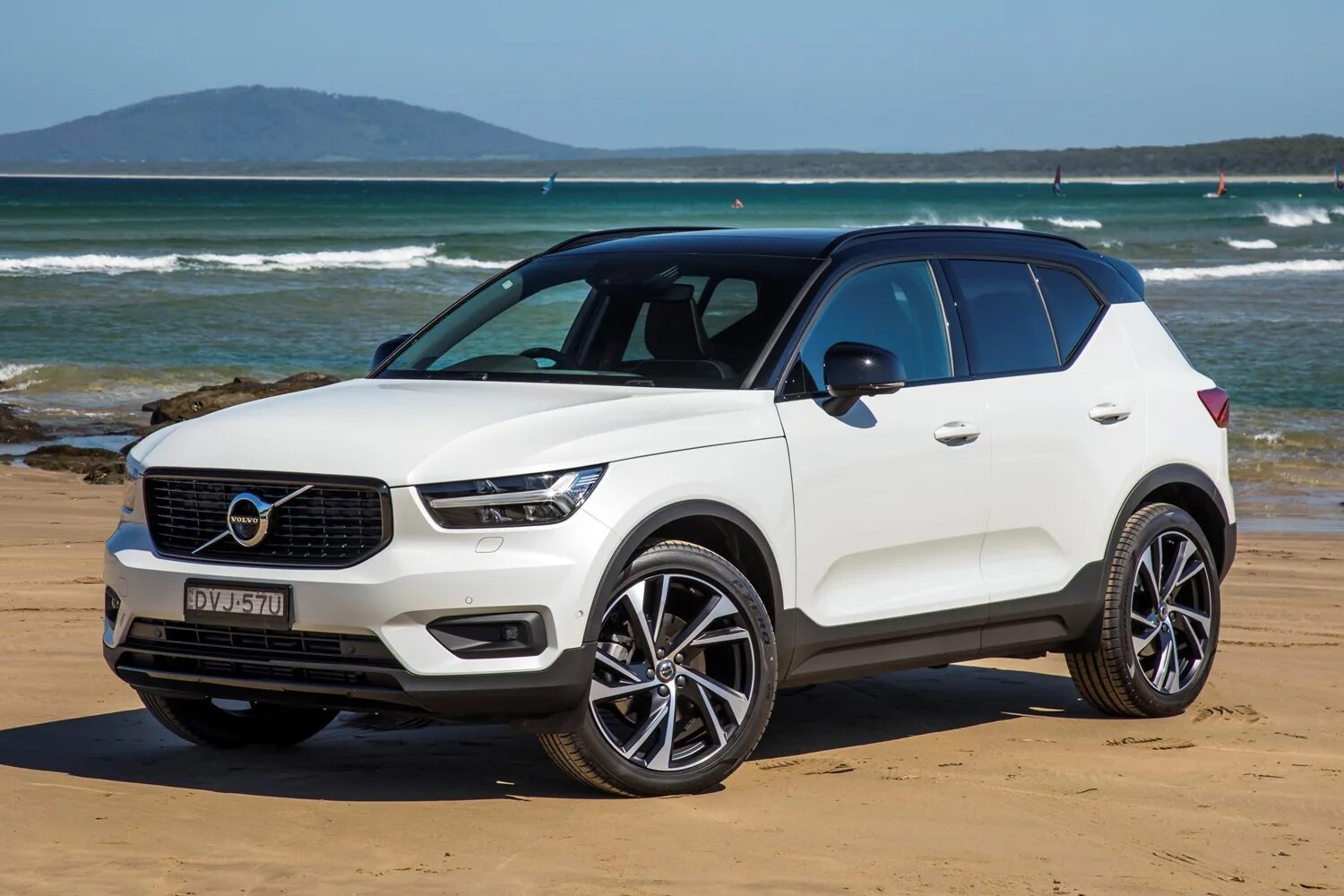 Сх 40. Volvo кроссовер xc40. Volvo xc40 2020. Volvo паркетник xc40. Вольво xc40 новая.