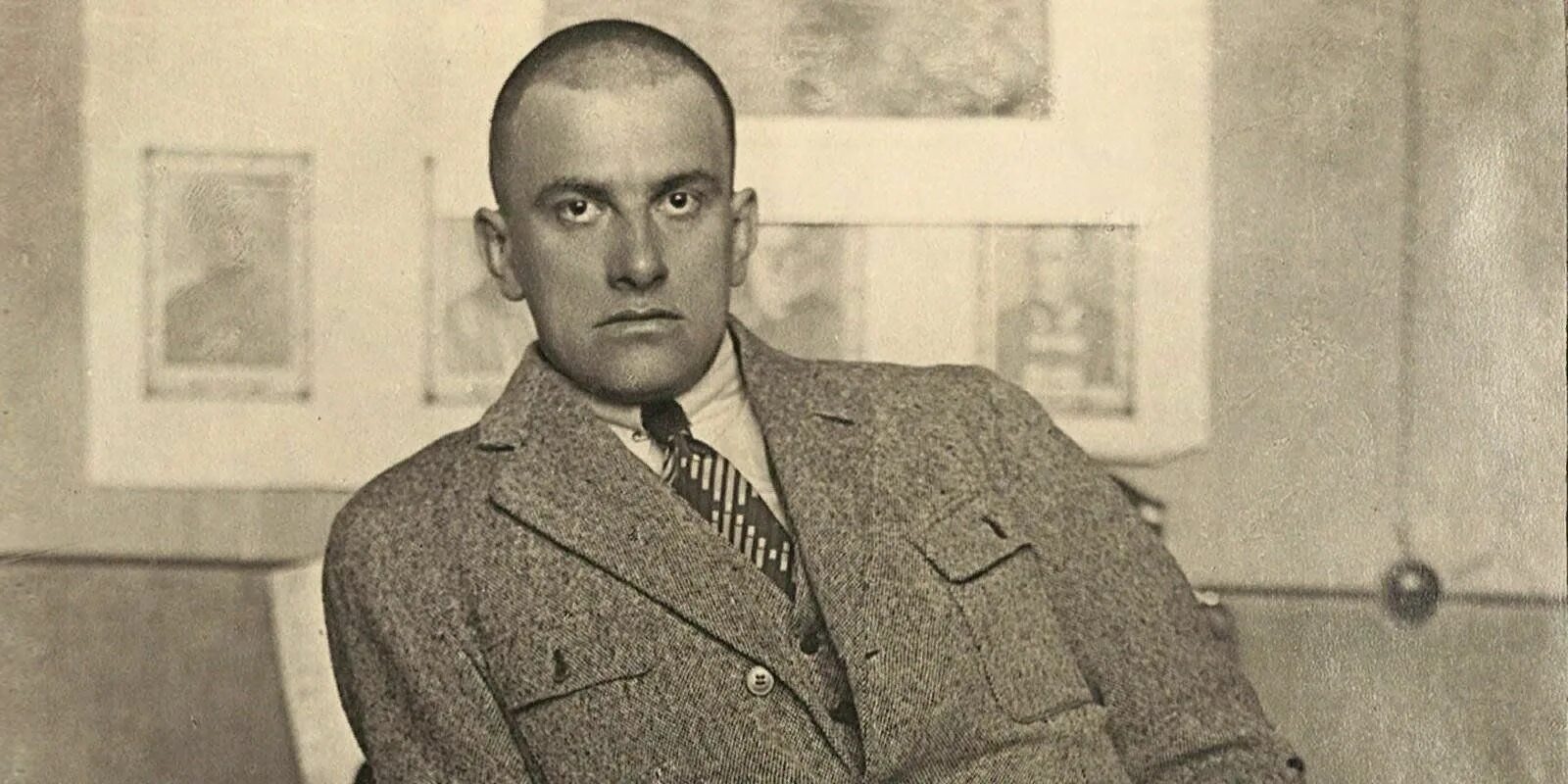 Маяковский 1920 годы. Маяковский 1925. vladimir moskovskiy.
