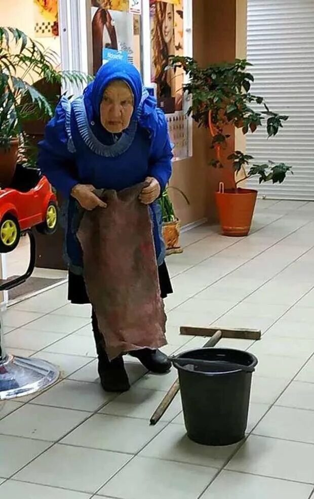 Бабушку работать