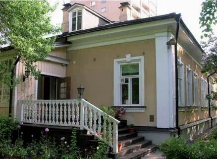 Особняк на зеленой